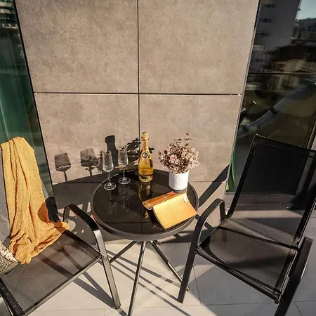 Apartman Stylish In Odyssey-spa Pools And Parking *