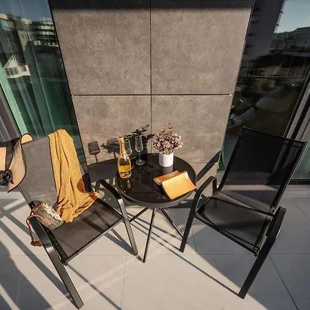 Stylish In Odyssey-spa Pools And Parking * Năvodari
