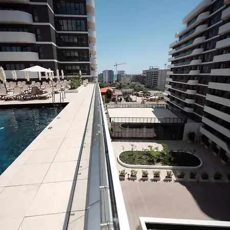 Stylish In Odyssey-spa Pools And Parking * Năvodari